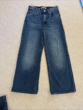 Levi’s ribcage wide leg